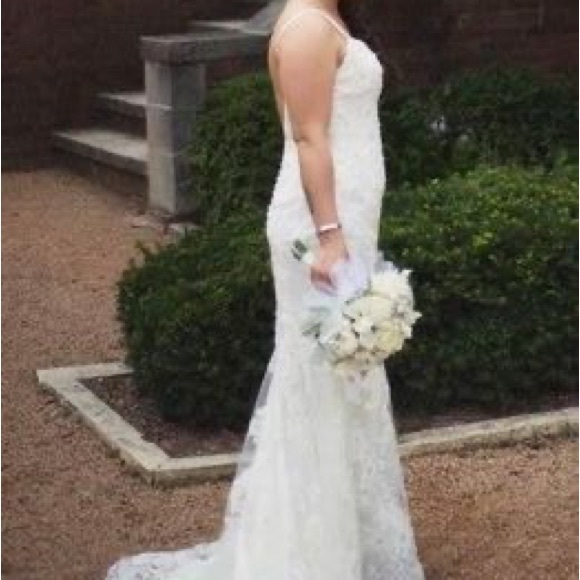 Maggie Sottero wedding dress - Picture 6 of 8